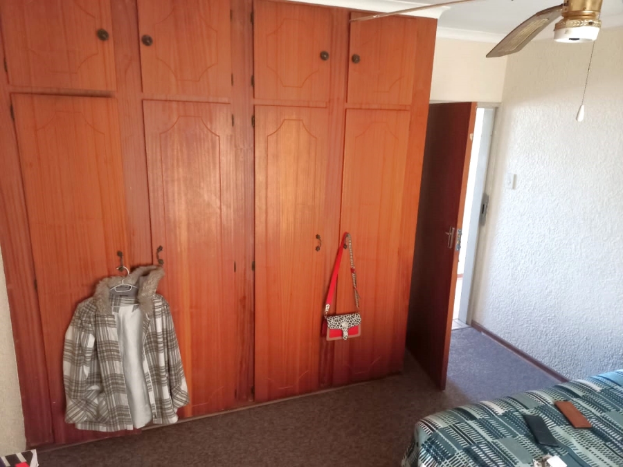 2 Bedroom Property for Sale in Potchefstroom North West